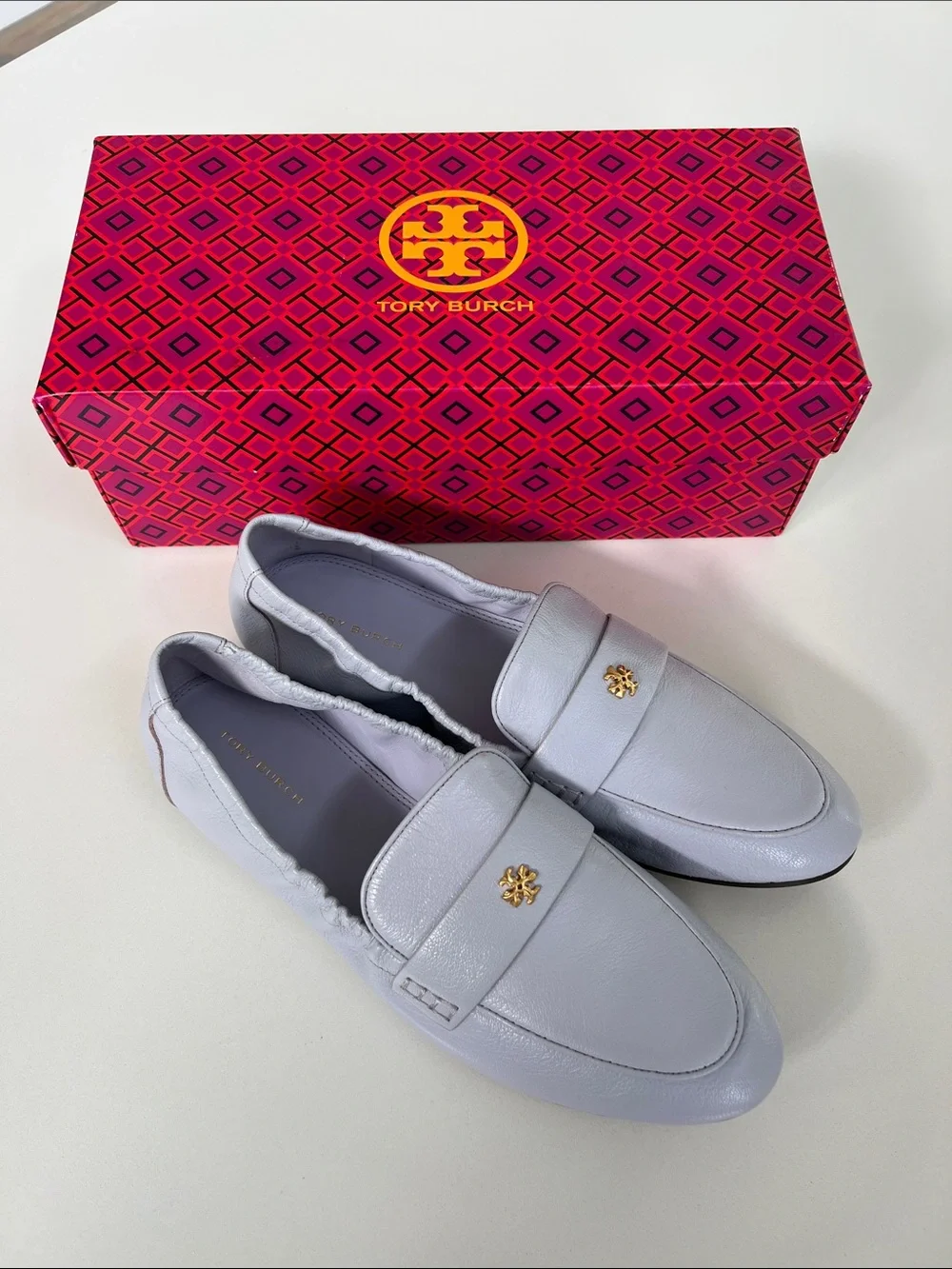 Tory Burch spring lavender 500 ballet leather loafer size 8